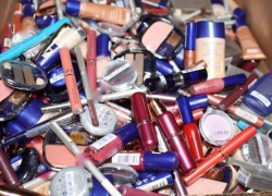 19-летняя волжанка пыталась вынести из гипермаркета косметику