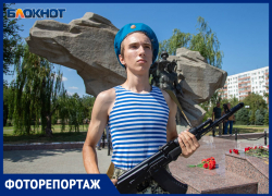 Крылатая пехота в строю: в Волжском отметили День ВДВ