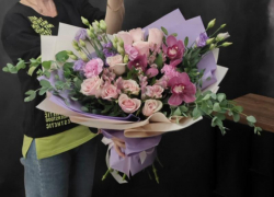 Согрей маму в холодный день своим вниманием