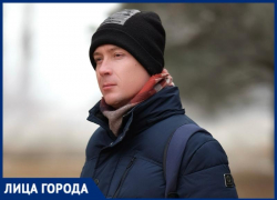 Волжанин на волгоградской сцене: как Артем Холодин соединяет театр, музыку и кино