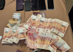 Волжские подростки помогали мошенникам отмывать деньги через сотни банковских карт