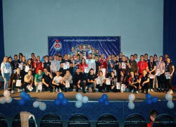 В Волжском прошли масштабные соревнования по армрестлингу