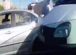 Газель протаранила крутое BMW в Волжском