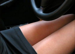 В Волжском ВАЗ под управлением автоледи переехал юношу