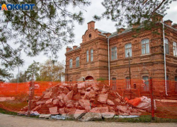 В картинной галерее Волжского продолжается масштабный ремонт культурного наследия