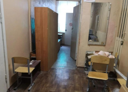 «Дети учатся, а ремонт продолжается»: мама пожаловалась на ситуацию в школе №24 Волжского