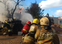 Три хозпостройки и баня сгорели за сутки в Волгоградской области