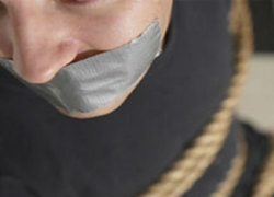 В Волгоградской области изнасиловали 16-летнюю студентку