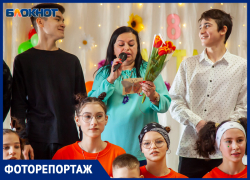 В Волжских школах начались концерты к 8 марта: фото