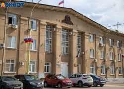 В Волжском стартует план ведомственного контроля за муниципальными учреждениями