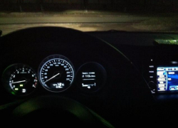 В Среднеахтубинском районе перебегавший дорогу пешеход был сбит