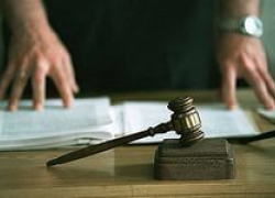 В Волжском продавец ювелирного магазина украла золото на 350 тысяч