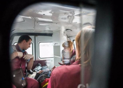 Невнимательная волжанка не уступила дорогу водителю на "Шевроле" и оказалась в больнице