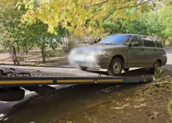 В Волжском начались рейды с штрафами и эвакуацией автотранспорта