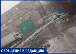 Дворы Волжского ушли под воду: жители просят «плавсредства»