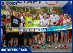 В Волжском более тысячи спортсменов поучаствовали в «Кросс нации-2025»