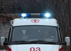 Под Волгоградом столкнулись "копейка с грузовиком": водитель ВАЗа скончался в карете "скорой"