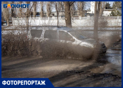 Дворы и дороги Волжского ушли под воду