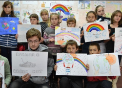 Выставка фотографий и рисунков из Донбаса откроется в Волжском