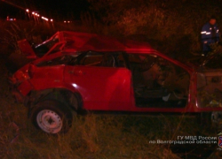 На трассе под Волгоградом пьяный водитель "девятки" угробил своего пассажира