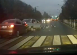 Водитель «Жигули» сбил двух сестренок и их маму в Волжском