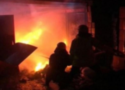 Под Волжским дом поджег неизвестный