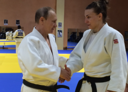 Волгоградке удалось отработать приемы дзюдо вместе с Президентом