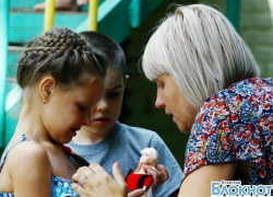 Эвакуированные в Волжский беженцы впервые встретились с журналистами