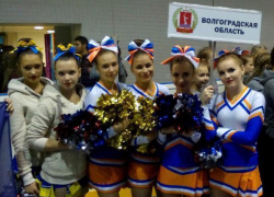 Волжанки из группы поддержки зажгли в Сочи