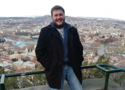 Молодой волгоградец с 96% поражением легких лежит в реанимации: у волжан просят помощи