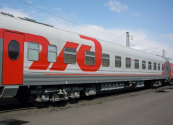 Пассажиров поезда эвакуировали из-за сообщений о бомбе в Волжском