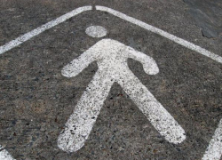 На севере Волгограда под колеса автомобилей угодили сразу два пьяных пешехода