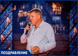 С юбилеем основателя сети «Блокнот» Олега Владимировича Пахолкова!