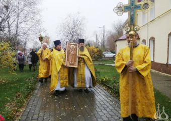 Престольный праздник отметили волжане в Свято-Тихоновском приходе