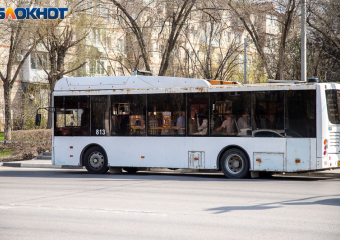 Волжанка оказалась в больнице после поездке на городском автобусе 