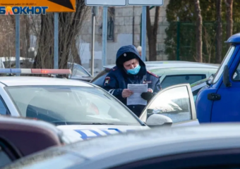 Близ Волжского арестовали водителя, укусившего автоинспектора за палец
