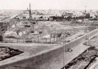 На центральной улице Волжского 66 лет назад начали строить трехэтажные дома