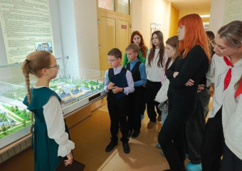 Волжские школьники побывали в арзамасскую гимназию