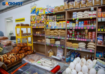 Где закупаться выгодно? Обзор цен на гречку в магазинах Волжского