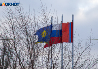 Энергия ГЭС и воды Волги: флагу Волжского исполнился 31 год