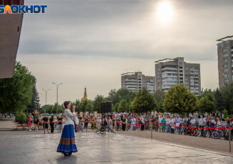 День города в Волжском пройдет без знаменитостей