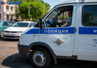 Травму головы и переломы мужчина получил после дорожного конфликта в Волгограде