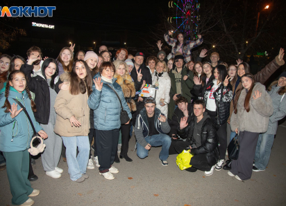 Сотни жителей хотели стать частью большого кино: как в Волжском отнеслись к съемкам фильма «Блогерша»