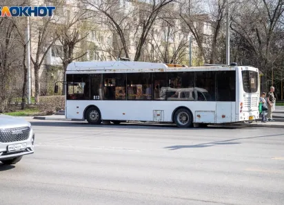 Власти обновляют стратегию развития общественного транспорта Волжского: когда закончится автобусный ад?