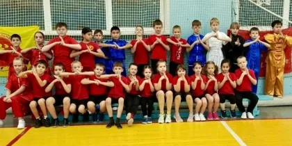 сын подглядывает за мамой , -  волжанка
