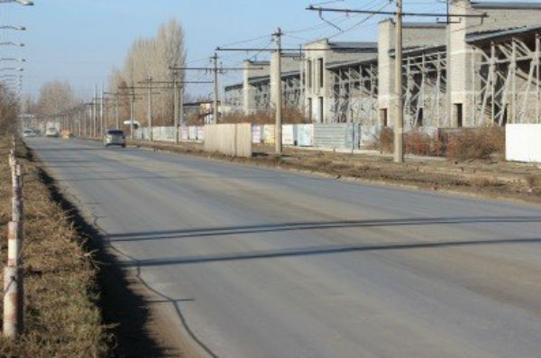 В Волжском за год на ремонт дорог потрачено около 100 миллионов рублей