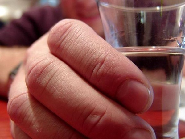 Горе-предпринимателю из Урюпинска  грозит срок за суррогатный алкоголь