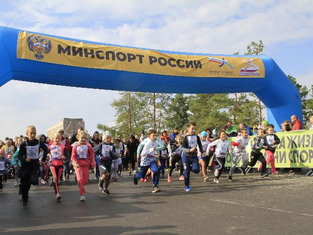 Волжане по-спортивному отпраздновали Всероссийский День бега
