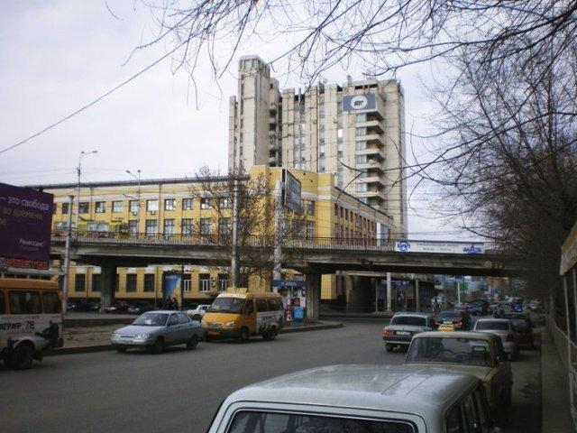 В Волгограде дорогу под Комсомольским мостом перекроют до ноября