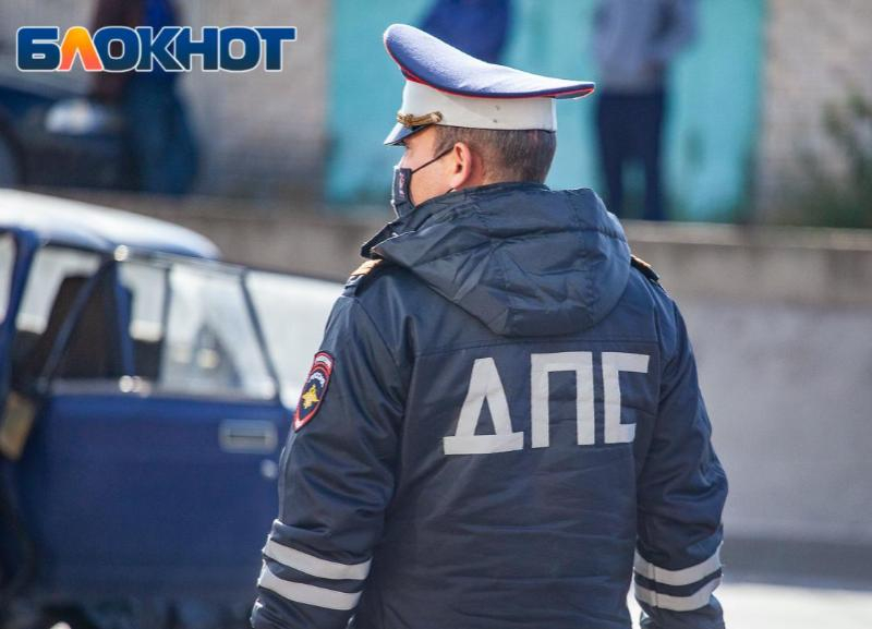 Скончались двое: смертельное ДТП на трассе в Волгоградской области